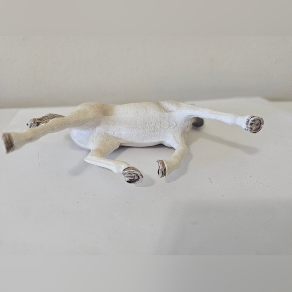 Schleich Holsteiner mare - Horse Club - 13858 - Picture 6 of 7